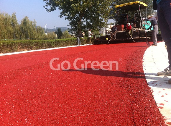 Cold mix color asphalt applied on running track Cold mix color asphalt applied on running track