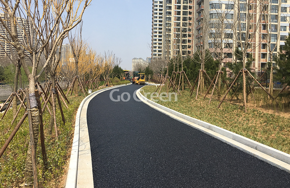 Black Porous Asphalt Applied on Residential Road Black Porous Asphalt Applied on Residential Road